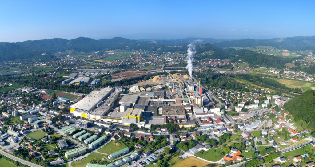 Ultra-modern production site of one side coated papers in Austria ...